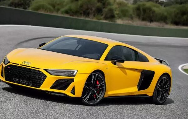 Audi R8 supercar rolls off production line