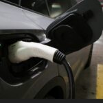 US issues auto dealers over $580 million in advance EV tax rebates this year