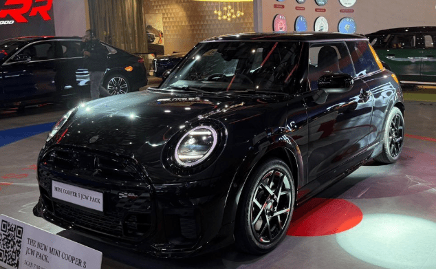 New Mini Cooper S JCW