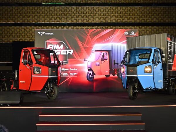 SUPER CARGO electric three-wheeler