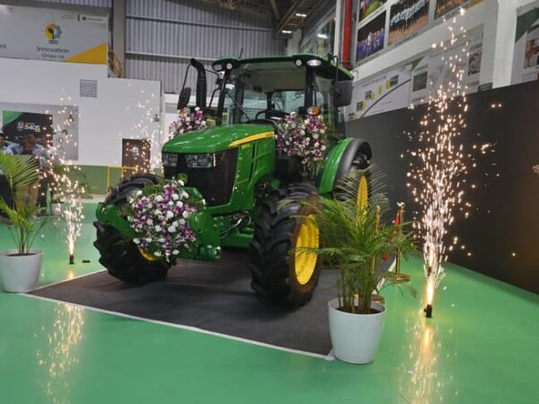 John Deere 5130M (130 HP) Tractor