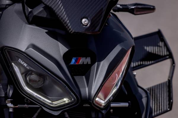 BMW M 1000 R