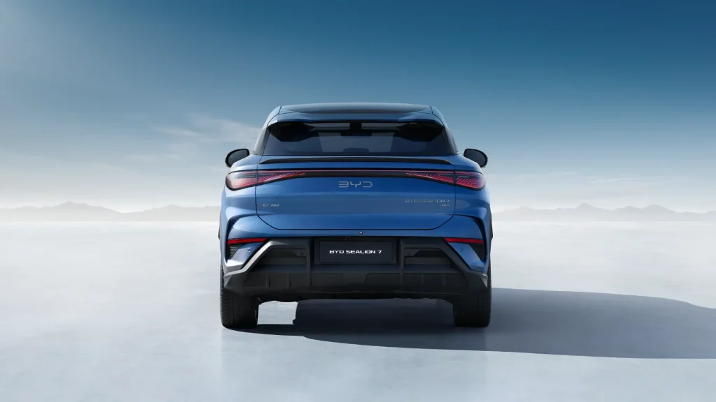 BYD SEALION 7 back side